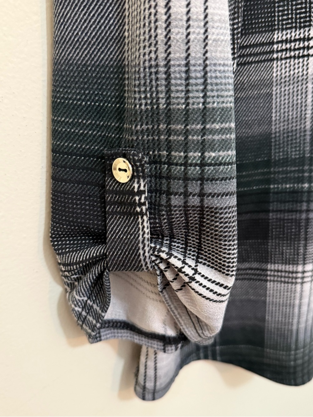 Women's Black & Gray& hunter green Plaid Long Sleeve Top - Picture 3 of 4